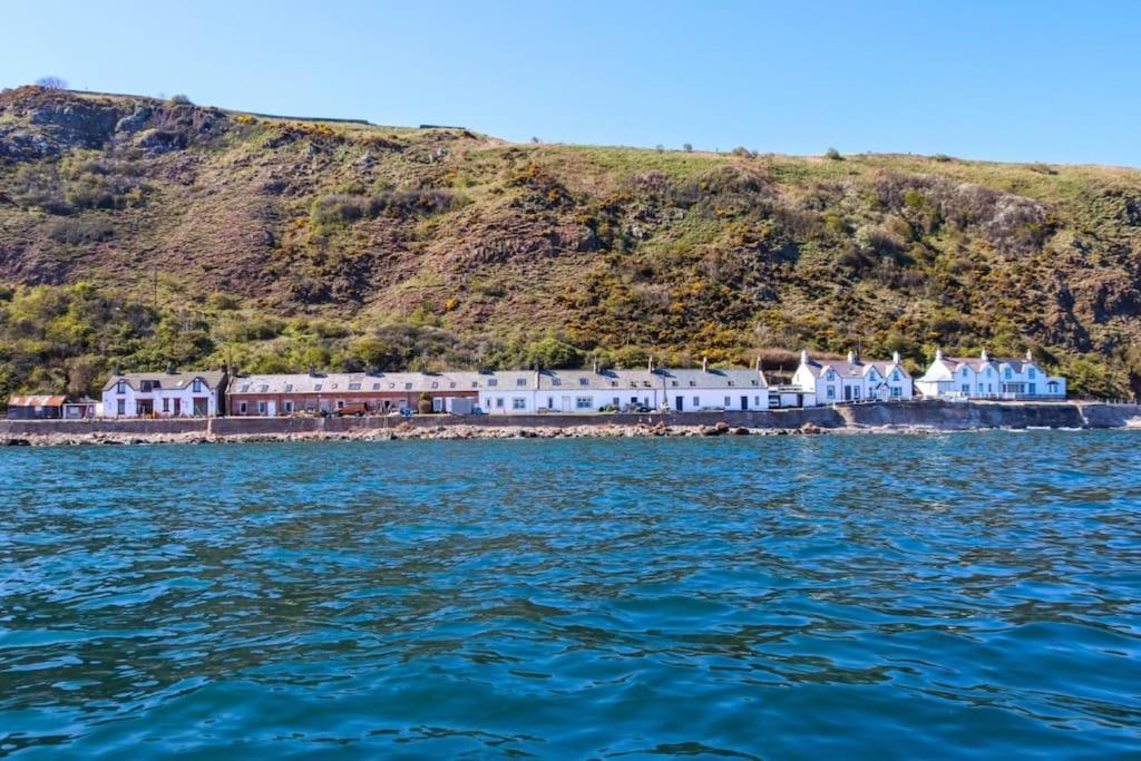 The Cottage By The Sea, Scotland Burnmouth Exteriör bild